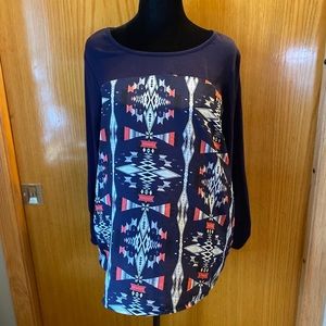 CHARMING CHARLIE Geometric Pattern Top